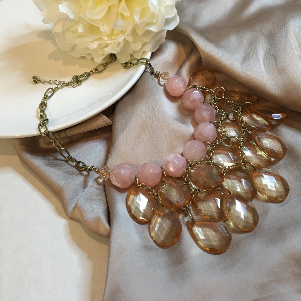 Necklace Golden and Pink link chain collar